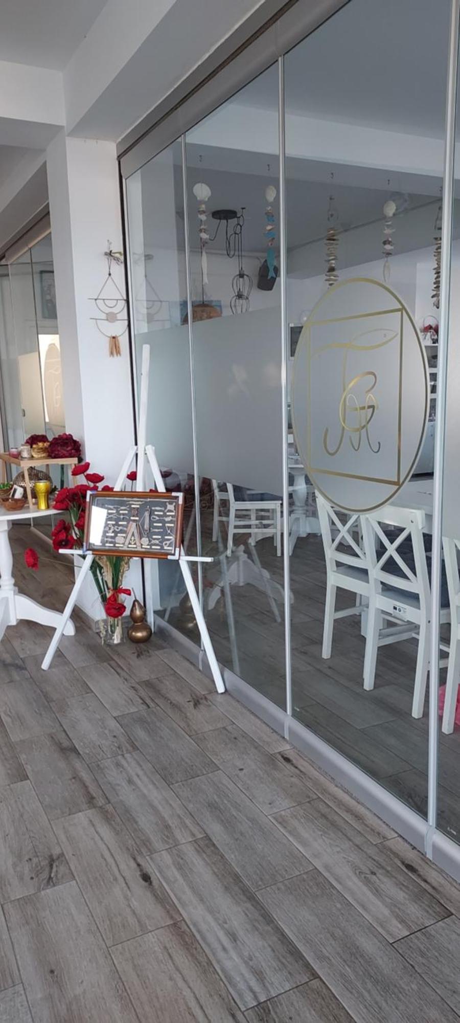 Tina Guest House Basarabi Ngoại thất bức ảnh